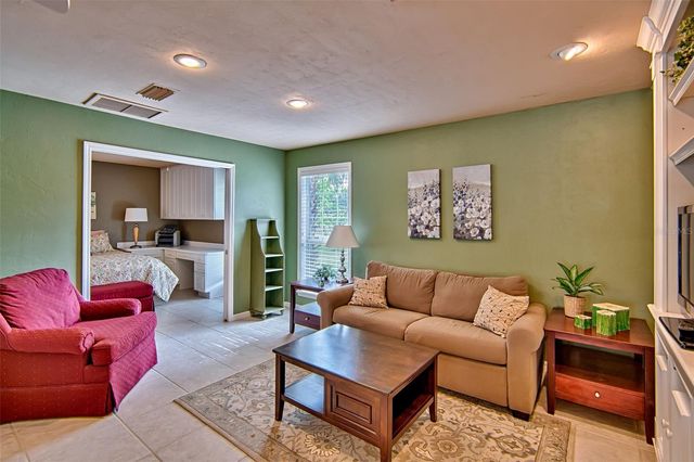 10912 SW 17TH LANE, Gainesville, FL 32607