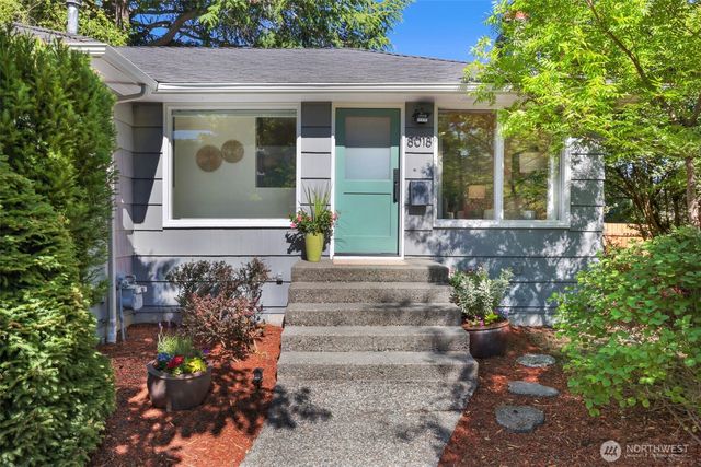 8018 40th Avenue NE, Seattle, WA 98115