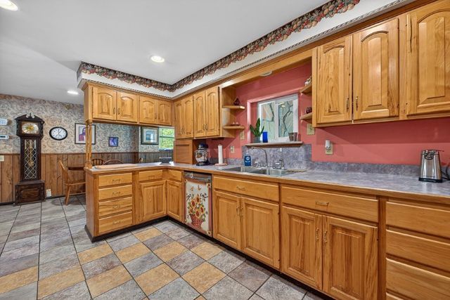10811 Brady Road, Prairie Grove, AR 75753