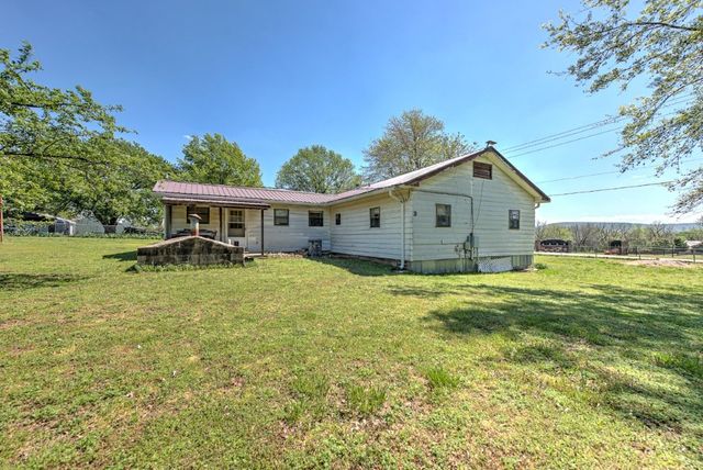 10811 Brady Road, Prairie Grove, AR 75753