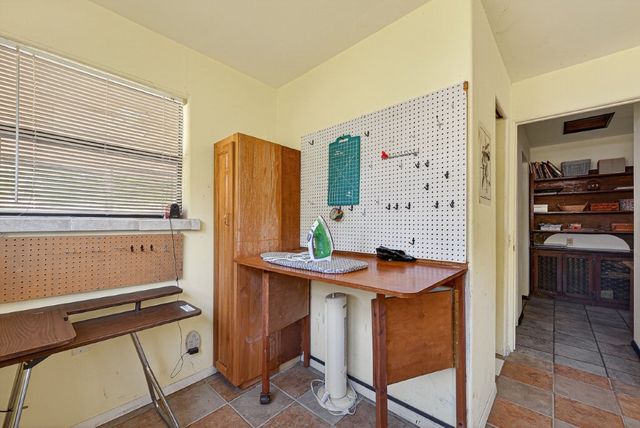 10811 Brady Road, Prairie Grove, AR 75753