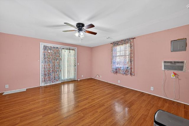 10811 Brady Road, Prairie Grove, AR 75753