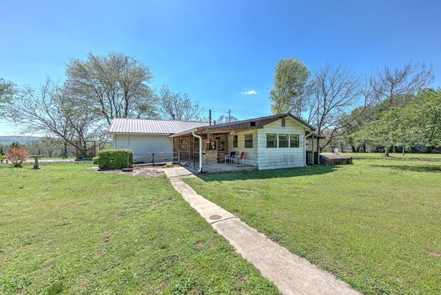 10811 Brady Road, Prairie Grove, AR 75753
