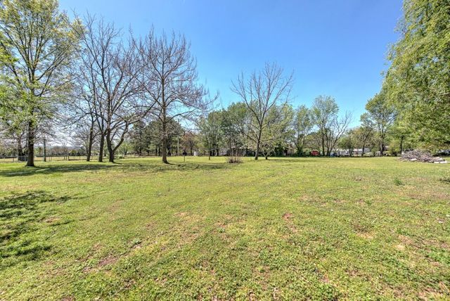 10811 Brady Road, Prairie Grove, AR 75753