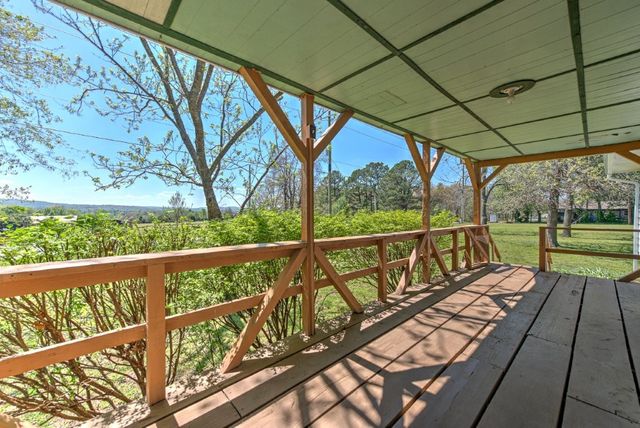 10811 Brady Road, Prairie Grove, AR 75753
