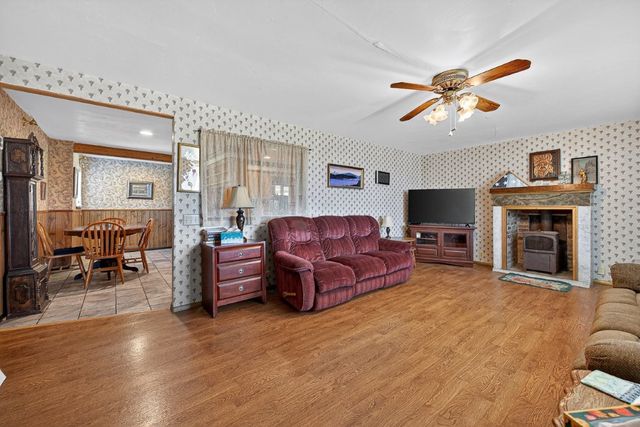 10811 Brady Road, Prairie Grove, AR 75753