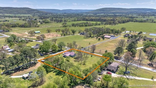 10811 Brady Road, Prairie Grove, AR 75753