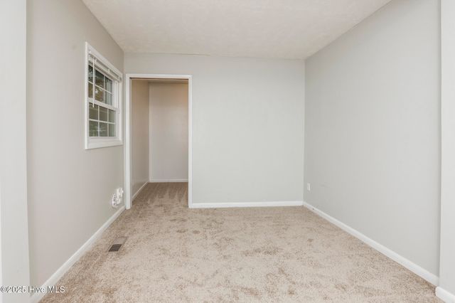 414 Brynn Marr Road, Jacksonville, NC 28546