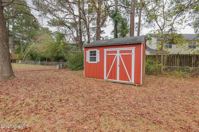 414 Brynn Marr Road, Jacksonville, NC 28546