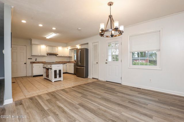 414 Brynn Marr Road, Jacksonville, NC 28546