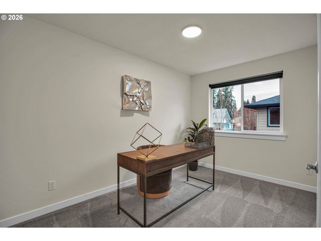 2830 22nd Ave 10, Forest Grove, OR 97116