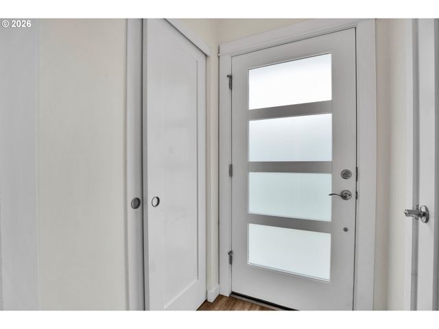 2830 22nd Ave 10, Forest Grove, OR 97116