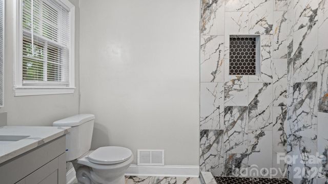 7515 Shady Lane, Charlotte, NC 28215