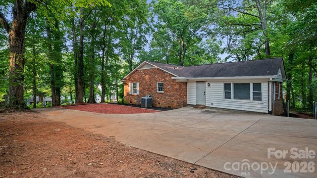 7515 Shady Lane, Charlotte, NC 28215