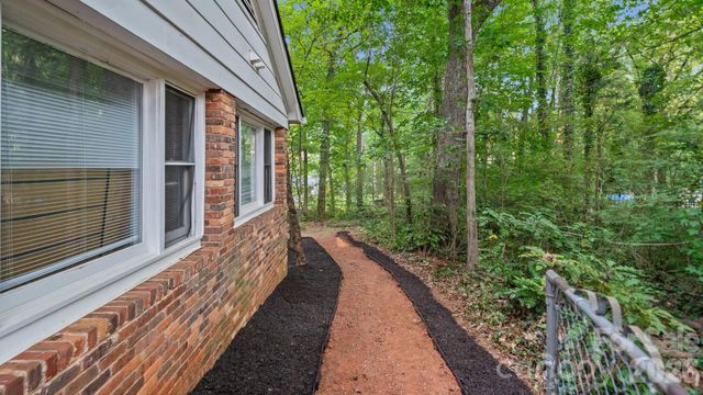 7515 Shady Lane, Charlotte, NC 28215