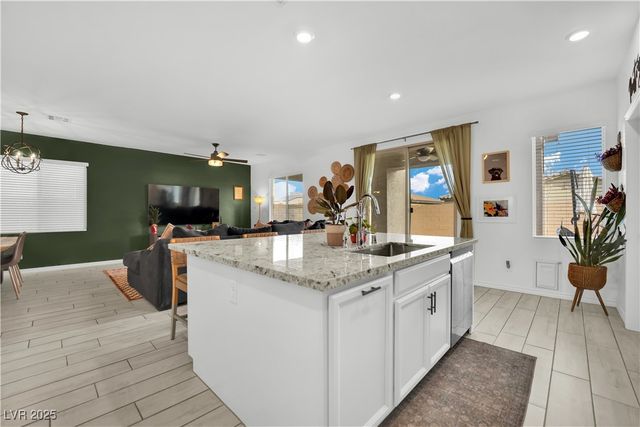 8142 Skye Plum Street, Las Vegas, NV 89166