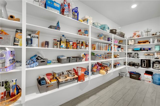 8142 Skye Plum Street, Las Vegas, NV 89166