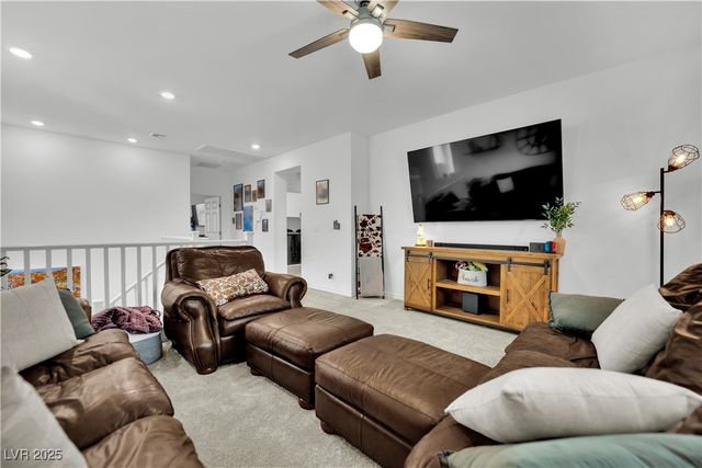 8142 Skye Plum Street, Las Vegas, NV 89166