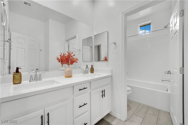 8142 Skye Plum Street, Las Vegas, NV 89166