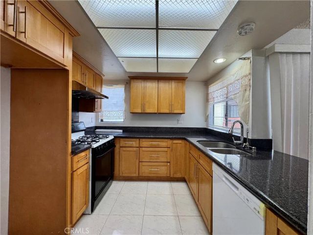 402 S Garfield Avenue 15, Alhambra, CA 91801