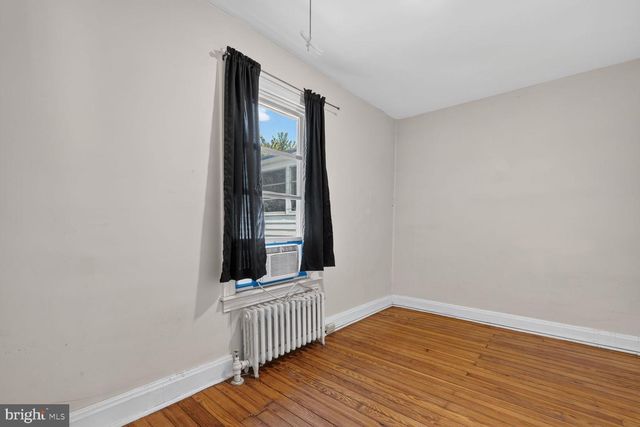 34 E NORTH AVE, Hagerstown, MD 21740