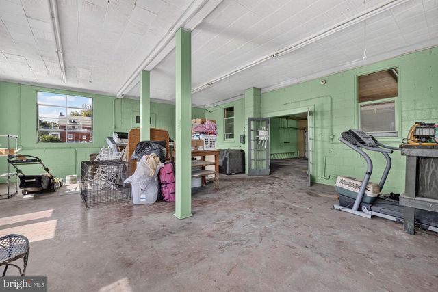 34 E NORTH AVE, Hagerstown, MD 21740