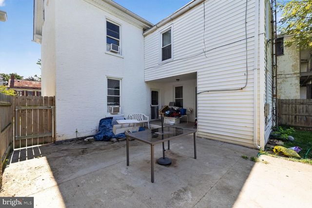 34 E NORTH AVE, Hagerstown, MD 21740