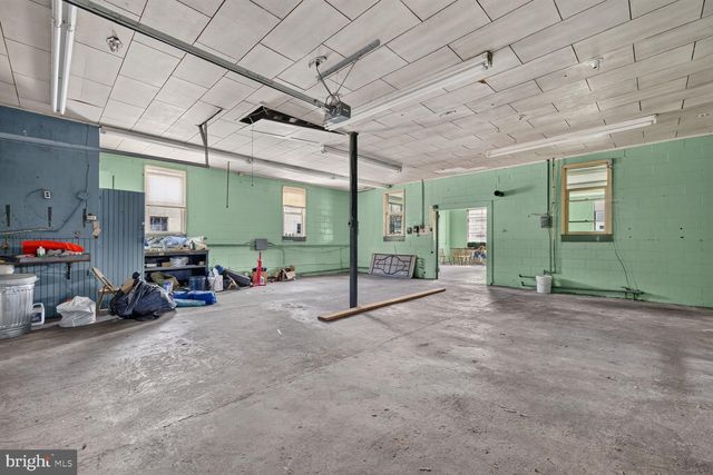 34 E NORTH AVE, Hagerstown, MD 21740