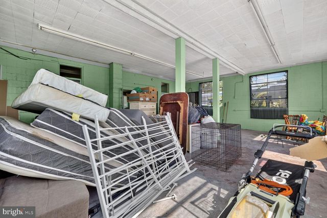34 E NORTH AVE, Hagerstown, MD 21740