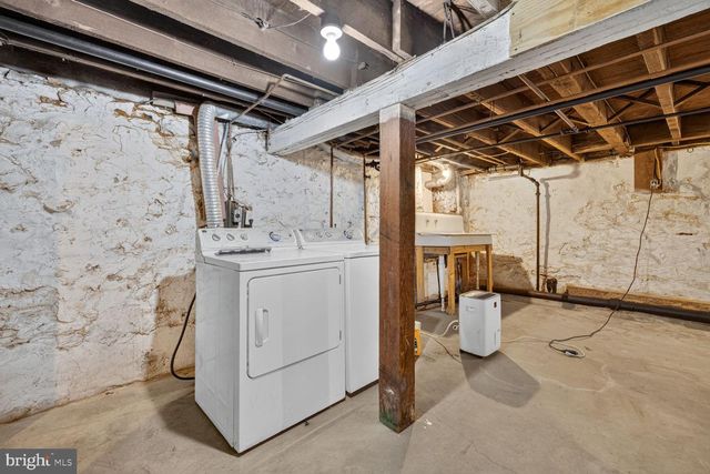 34 E NORTH AVE, Hagerstown, MD 21740