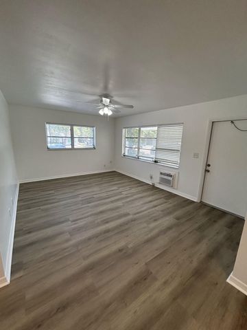 749 SE 15th Street 6, Fort Lauderdale, FL 33316