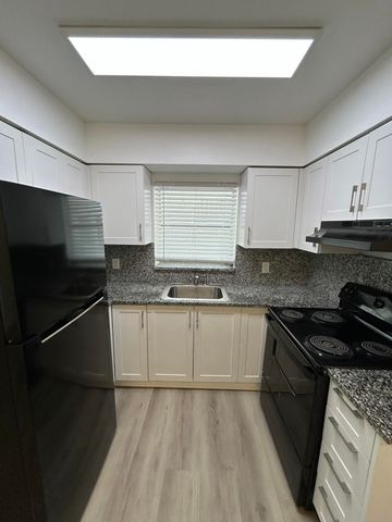 749 SE 15th Street 6, Fort Lauderdale, FL 33316