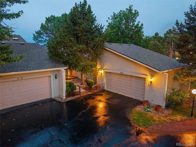 312 Blue Windsor Ln, Colorado Springs, CO 80906