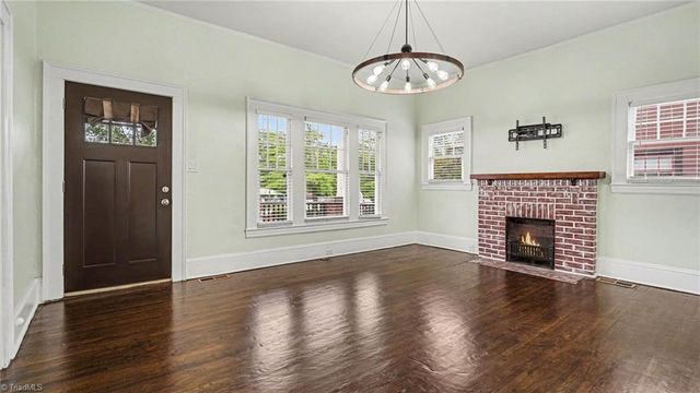 304 W Ray Avenue, High Point, NC 27262