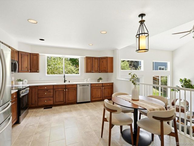 9464 Bexley Drive, Littleton, CO 80126