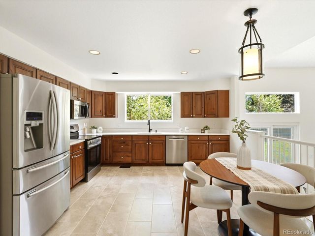 9464 Bexley Drive, Littleton, CO 80126