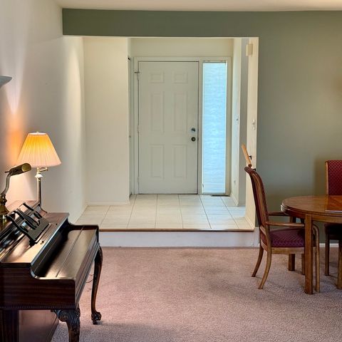 1036 N Pine Tree Circle, Buffalo Grove, IL 60089
