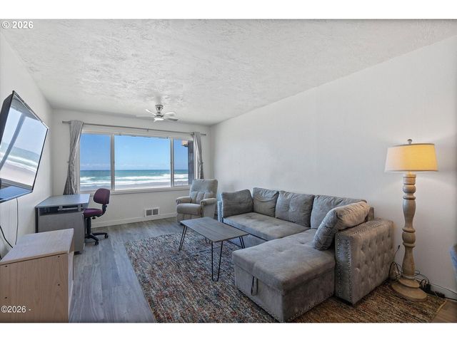 145 Nw INLET Ave, Lincoln City, OR 97367