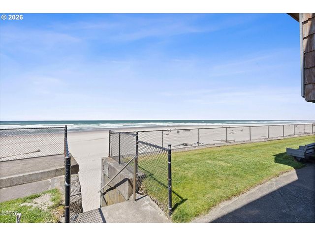 145 Nw INLET Ave, Lincoln City, OR 97367