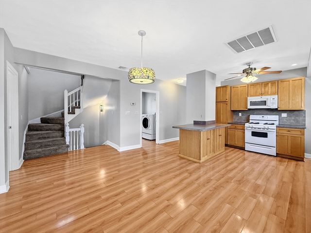 71 Winslow St, Everett, MA 02149
