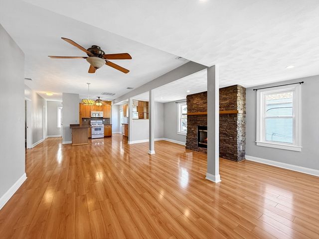 71 Winslow St, Everett, MA 02149