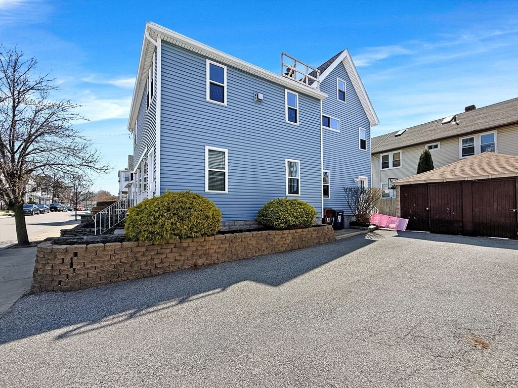 71 Winslow St, Everett, MA 02149