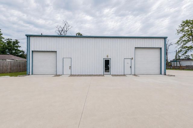 22316 E Martin Drive, Porter, TX 77365
