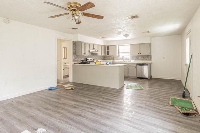 22316 E Martin Drive, Porter, TX 77365