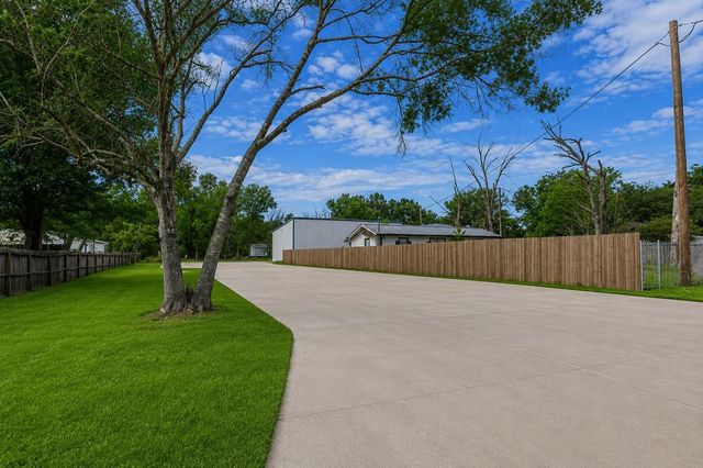 22316 E Martin Drive, Porter, TX 77365