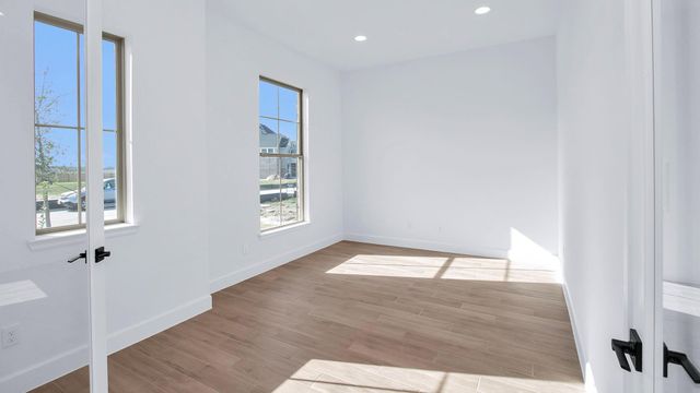 470 Lone Ranger Drive, Montgomery, TX 77316