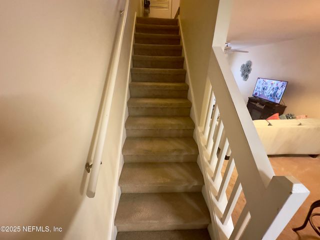 12311 KENSINGTON LAKES Drive 205, Jacksonville, FL 32246