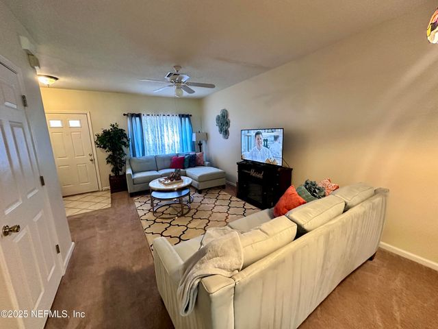 12311 KENSINGTON LAKES Drive 205, Jacksonville, FL 32246