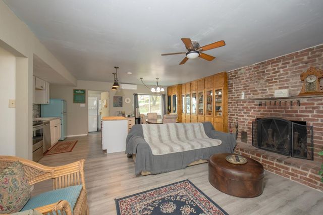 43191 W Sugar Pine Drive, Oakhurst, CA 93644