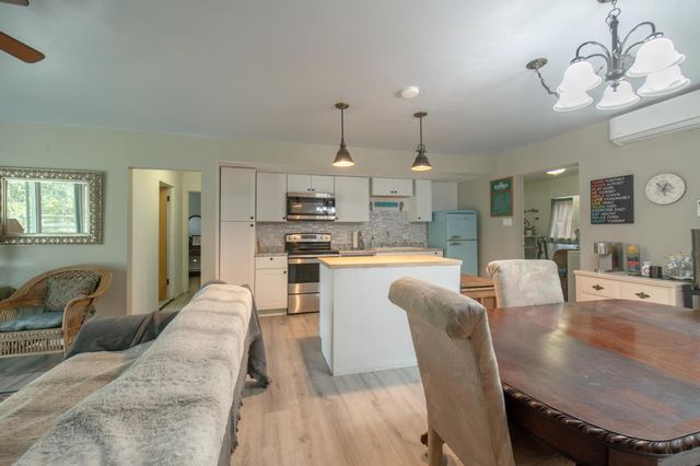 43191 W Sugar Pine Drive, Oakhurst, CA 93644